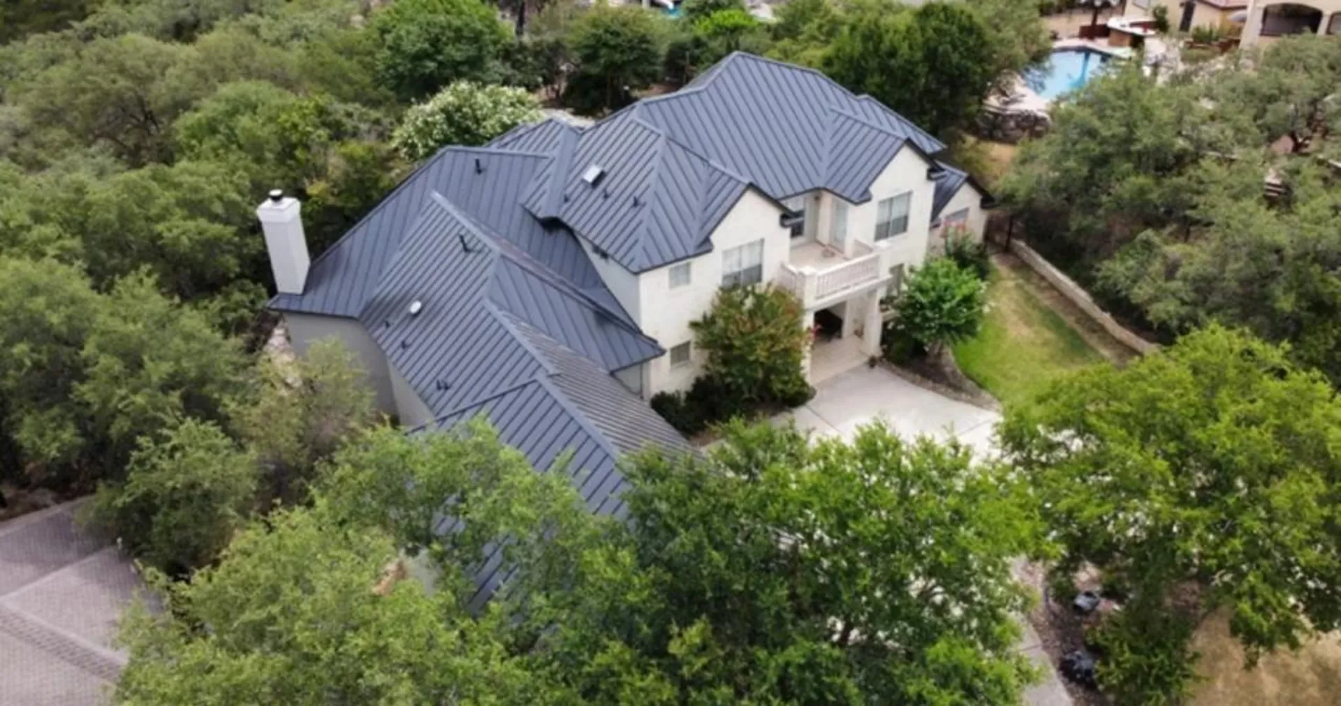 Roof Repair in Bloomingdale, FL